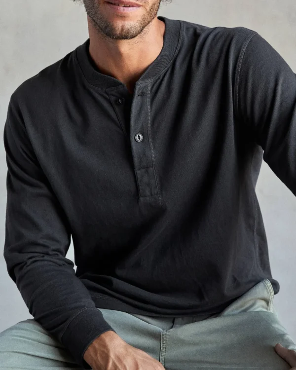 Tees + Henleys*Outerknown The Big Heavy Tee Henley Washedblack