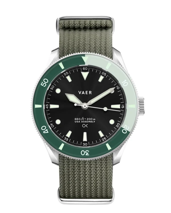 Watches*Outerknown VAER x D4 USA Solar Diver Olive